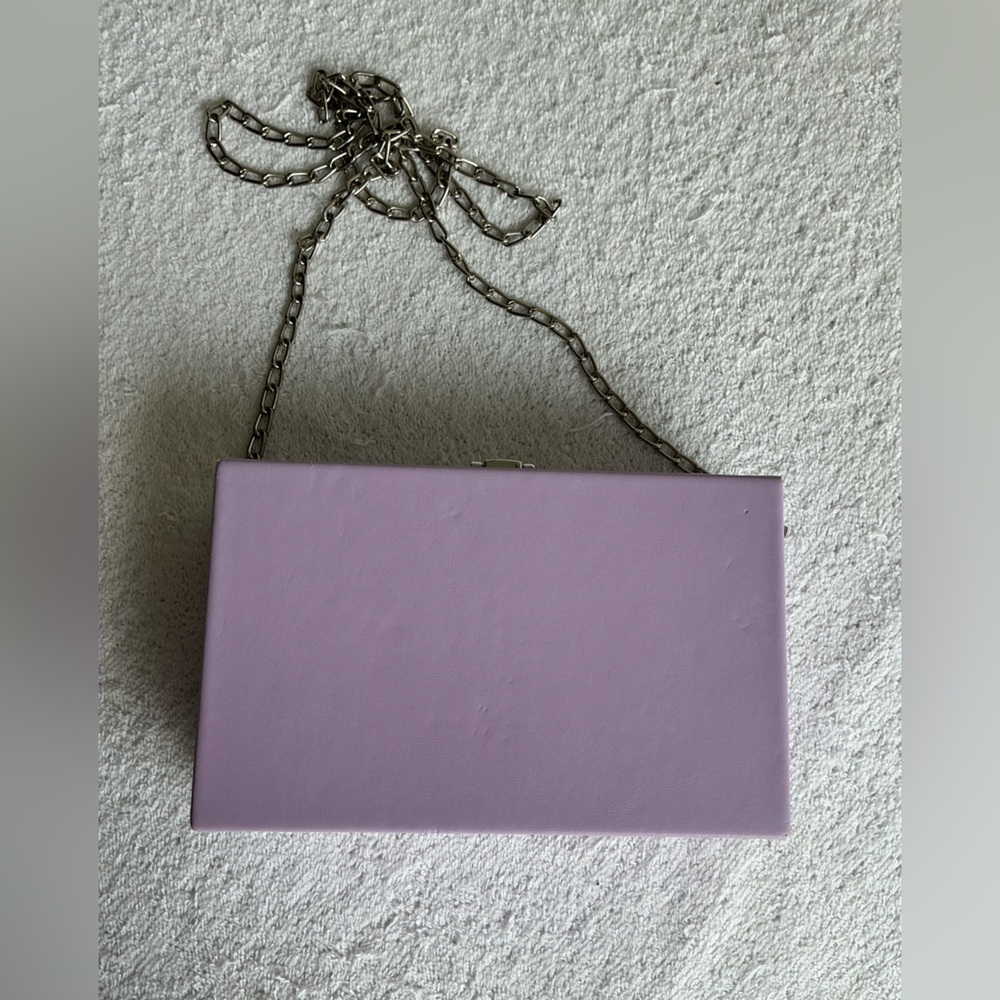 Elegant Floral Lavender Clutch - Picture 5 of 12